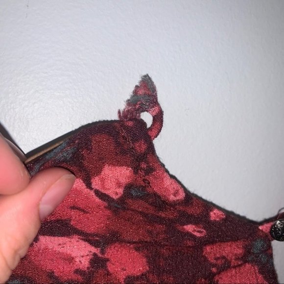 Free People Romper Size Small Red Pink Floral "All  The Right Ruffles" Faux-Wrap - Picture 9 of 12